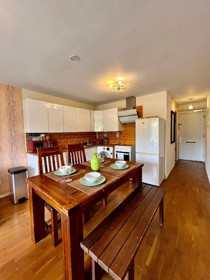 Great 2 Bedrooms Apartment 15 Mins From The Centre ลอนดอน ภายนอก รูปภาพ